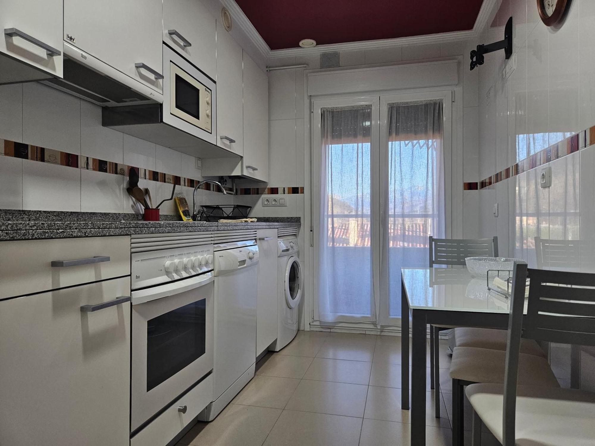 22a02 Moderno Apto * Arriondas